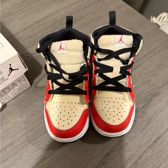 Jordan Red and Cream Sneakers Classic Design MID Toddler 10c - Picture 3 of 14